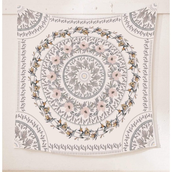 Bohemian/Indie Mandala Floral Pattern Tapestry - Picture 2 of 9